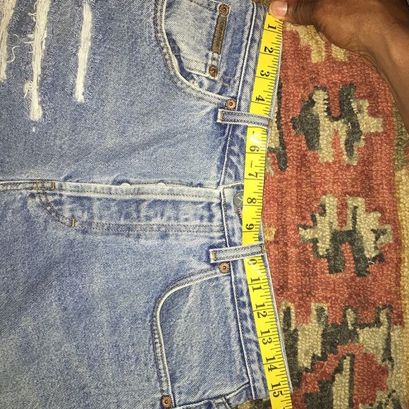 Calvin Klein Vintage Shorts - Picture 5 of 6